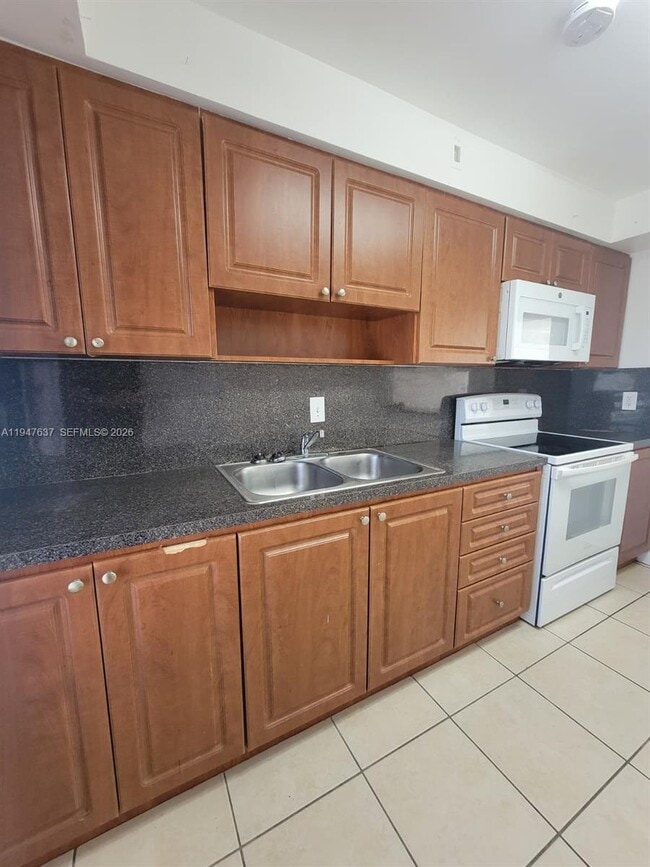 Photo - 2005 Sans Souci Blvd Unit 303