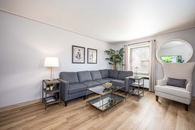 Rugby Square Apartments