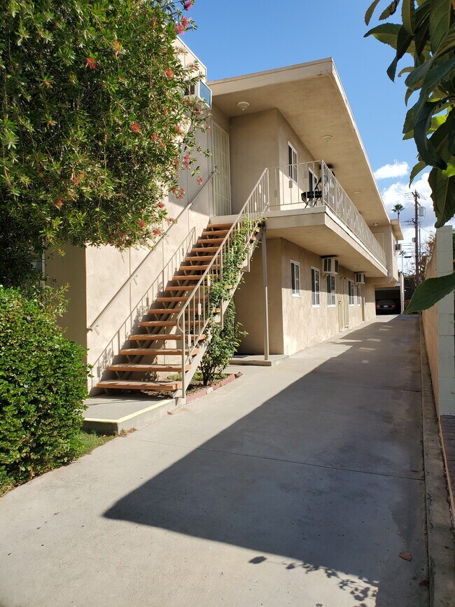 Photo - 1128 Raymond Ave Unit 2
