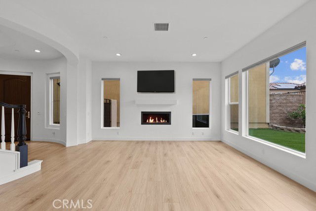 Building Photo - 20800 Spruce Cir