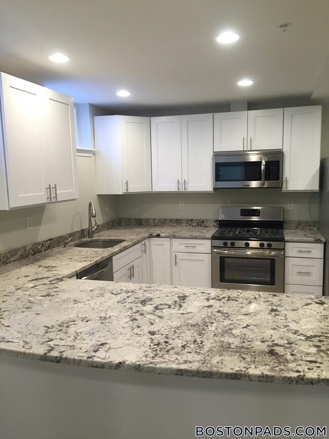 Photo - 231 Norfolk St Unidad 1