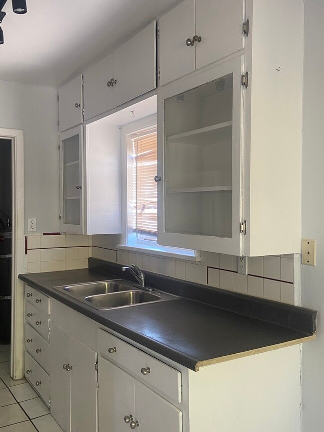 Photo - 1821 Jefferson St Unit 3