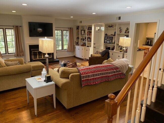 Photo - 4310 Wilderness Rd Unit W