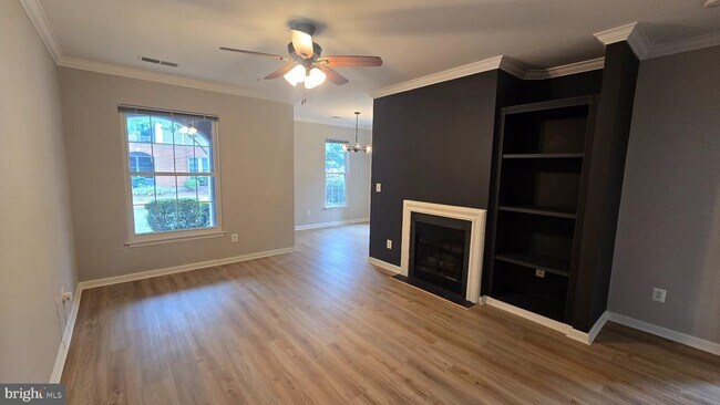 46604 Ellicott Square Unit 103