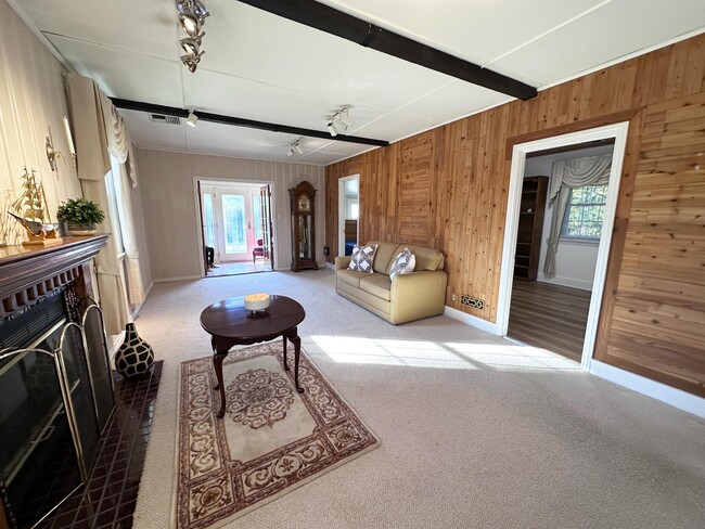 Photo - 7445 Orion Ave