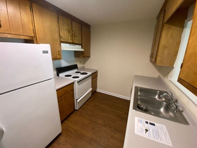 Photo - PRE-LEASING FOR AUGUST 2026!