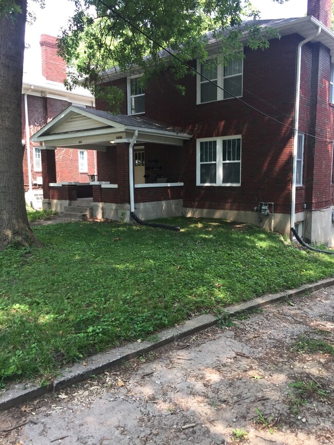 Photo - 1403 University Ave