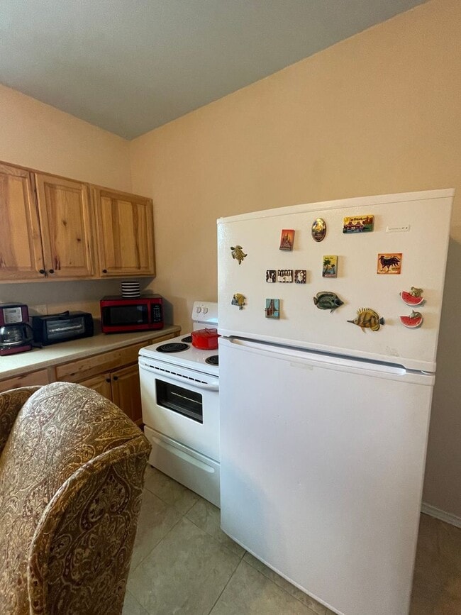 Photo - NEW ON MARKET (PRICE DROP!!)