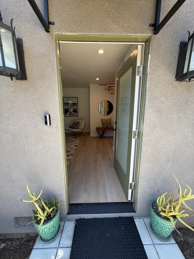 Photo - 10351 Keswick Ave