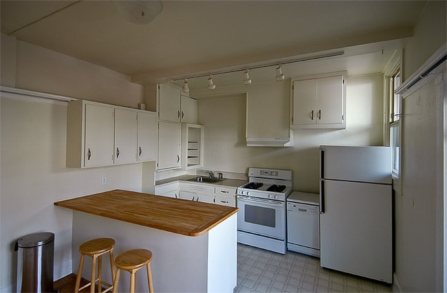 Photo - Lomita Vista Apartments