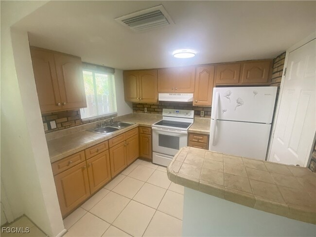 Photo - 2920 Jackson St