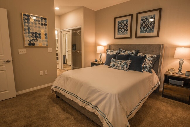 B3 1140 SQFT 2 Bed 2 Bath