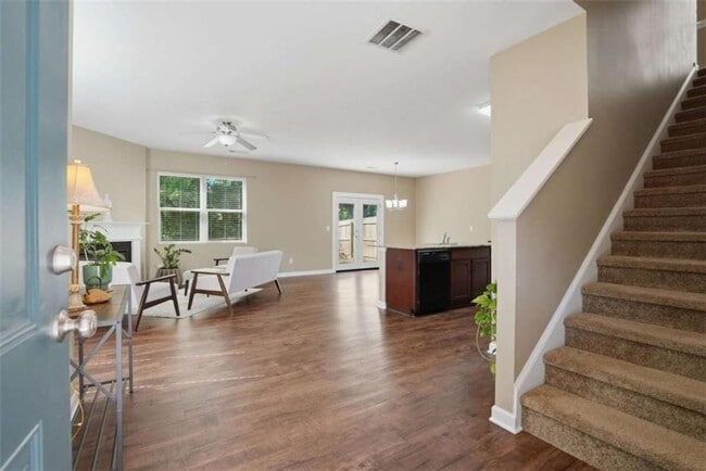 Photo - 514 Altama Way