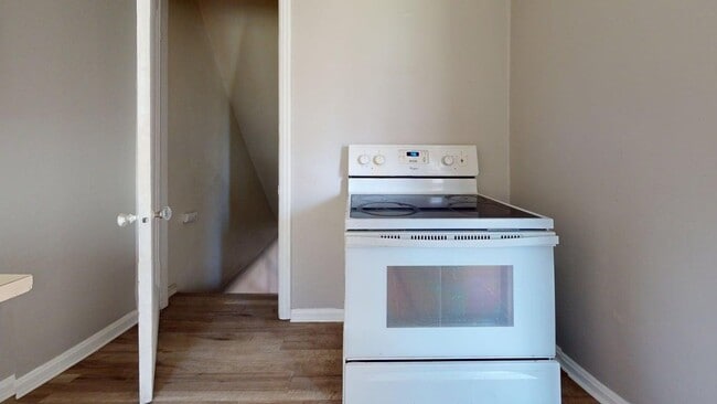 Photo - 1732 Spring Ave NE Unit 1734 Spring Avenue NE