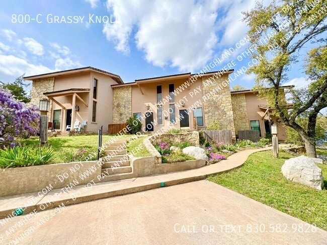 Building Photo - 800 Grassy Knoll