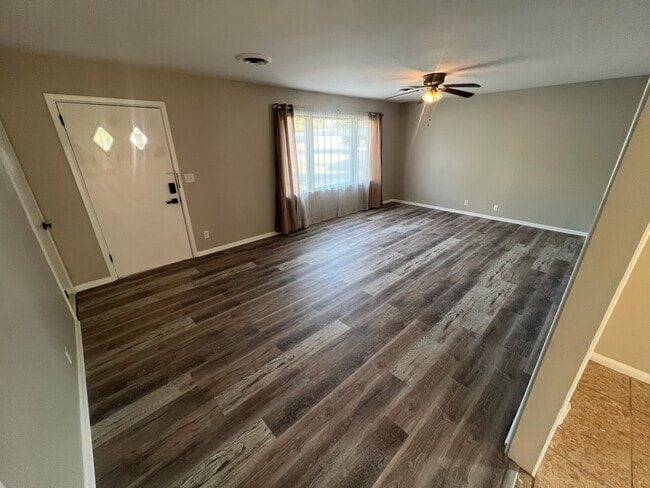 Photo - 3701 Henrietta Ave