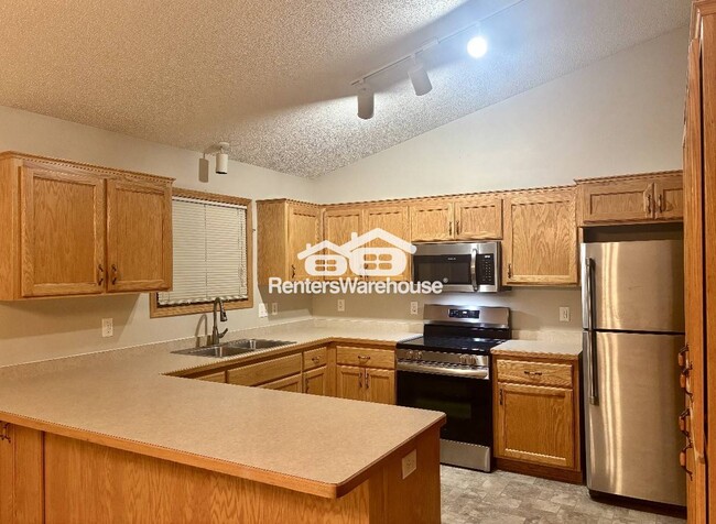 Photo - 6339 Mason Ave NE