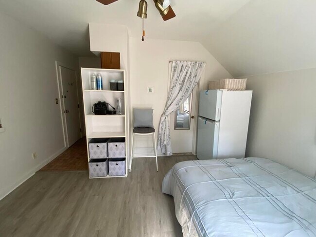 Photo - 799 Oakdale Ave Unit APT 3 Studio