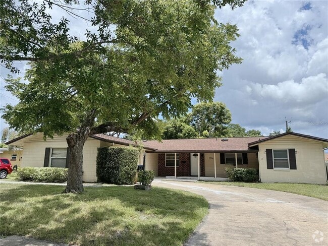 Building Photo - 2831 Lion Heart Rd Rental