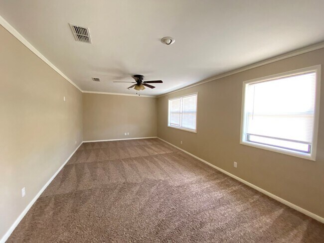 Photo - 3104 Barkley Ave