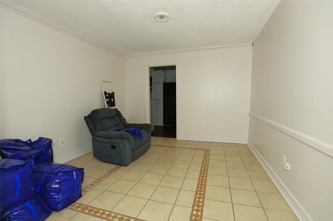 Photo - 354 S Amherst Dr