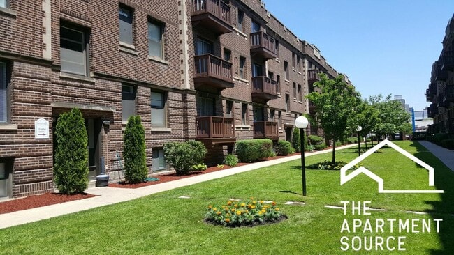 Building Photo - 3038 N Halsted St Unit 3C