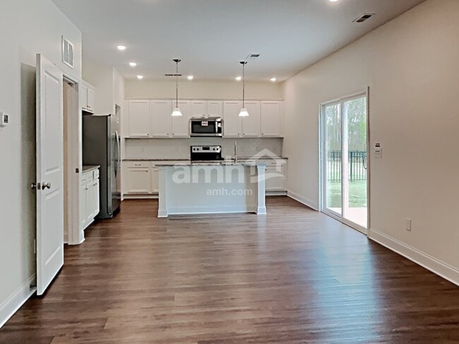 Photo - 82 Gregory Dr