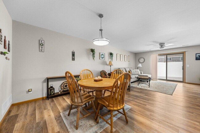 Photo - 443 15th Ave