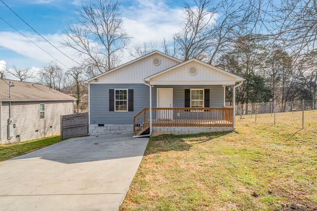 Photo - 2100 Paris Rd