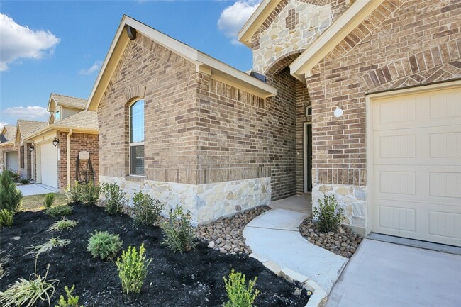 Building Photo - 4759 Creekside Hvn Trl Rental