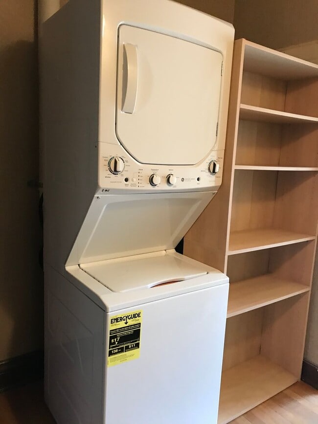 Photo - 5 S Broadway Unidad 1