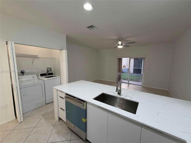 Photo - 5755 NW 115th Ct