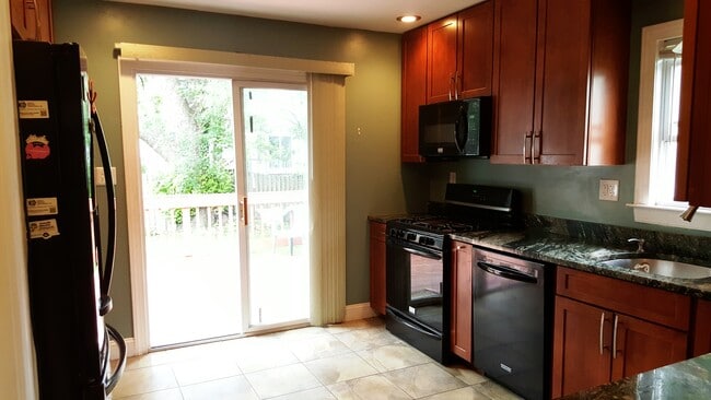 Photo - 172 Highland Ave House