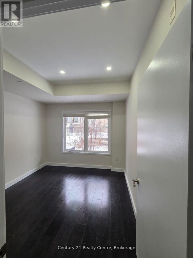 Photo - 5035 Harvard Rd Unit 108