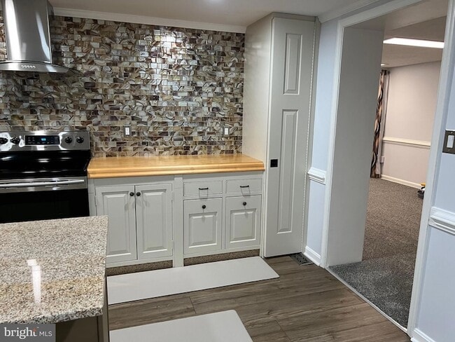 Photo - 216 Stern Cove