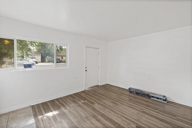 Photo - 1135 Valley Manor Ct
