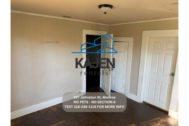 Photo - 207 Johnston St