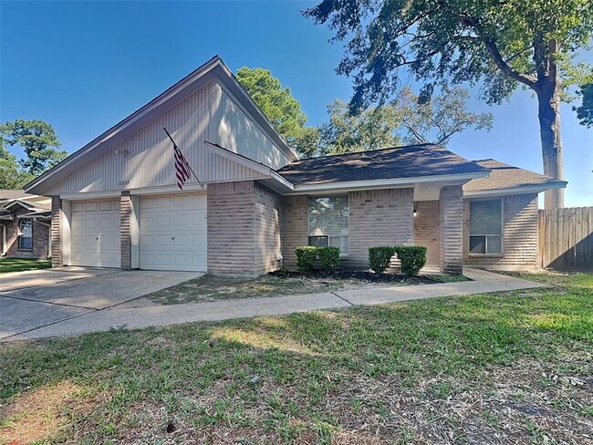 Photo - 2319 Shadbury Ct