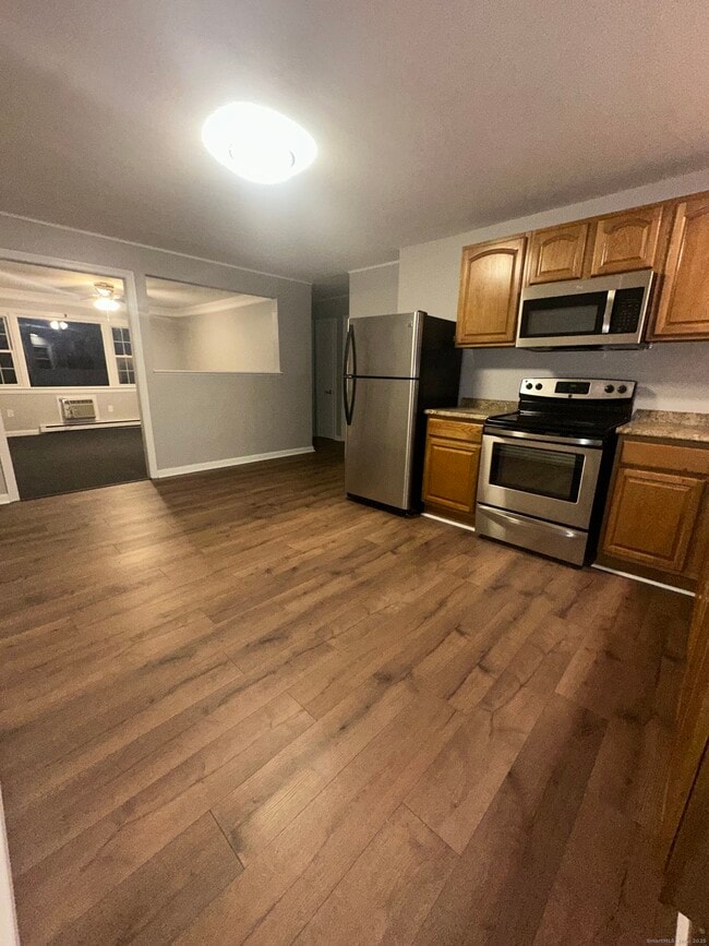 Photo - 223 Wolcott St