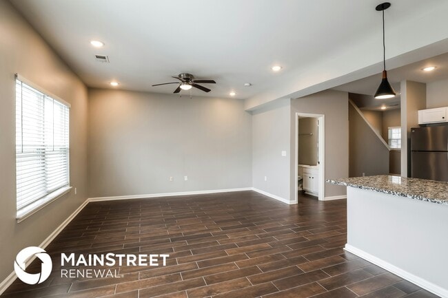 Photo - 2105 Paddle Wheel Dr