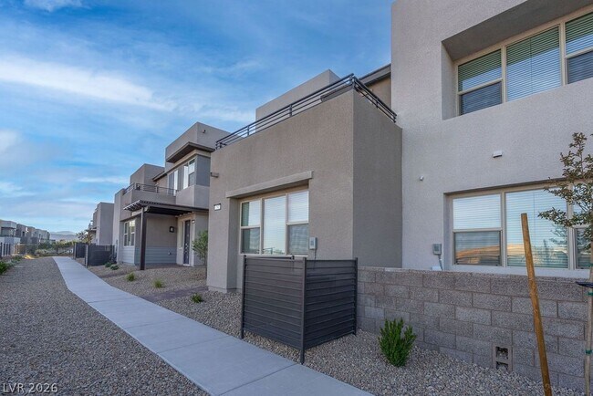 Photo - 1582 Hopeful Lark Ln