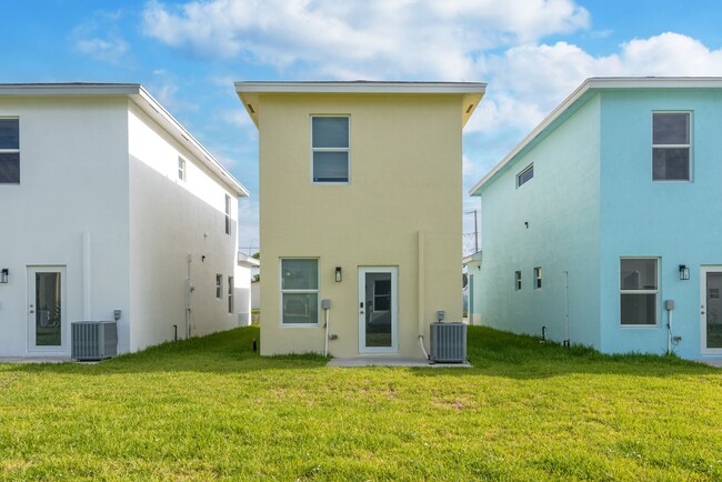 Photo - 408 NW 13th Ave