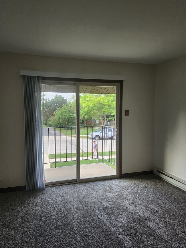 1384 patio view