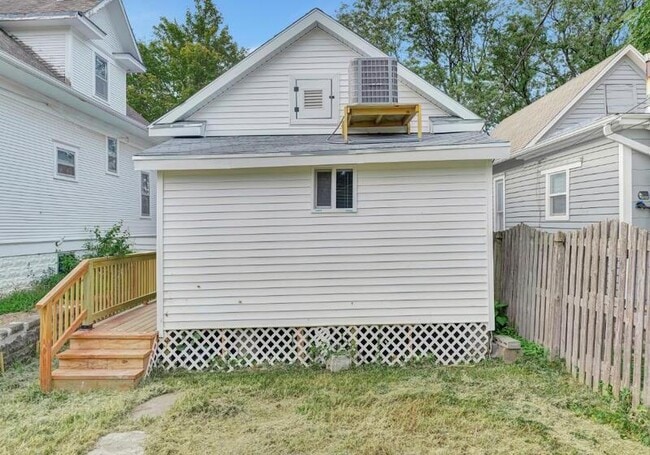 Photo - 820 Charleston St