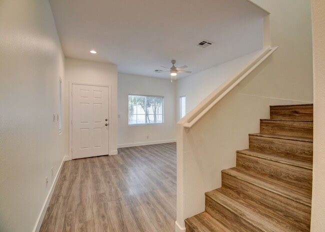 Photo - Great home with 4 bedrooms, 2.5 baths. New Floors Paint and Countertops. Unit 11072 ARCADIA SUNRISE DR