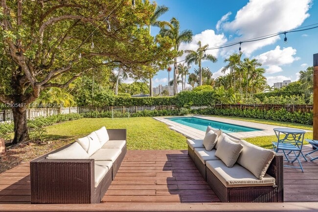 Photo - 1411 NE 101st St