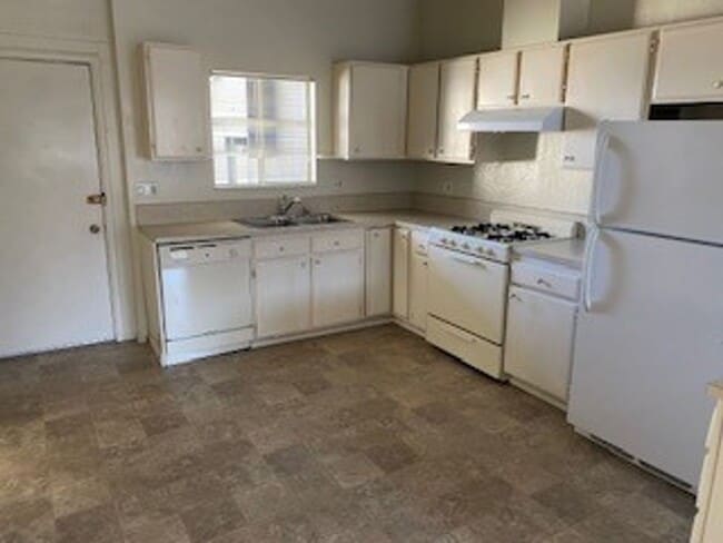 Photo - Monterey Duplex