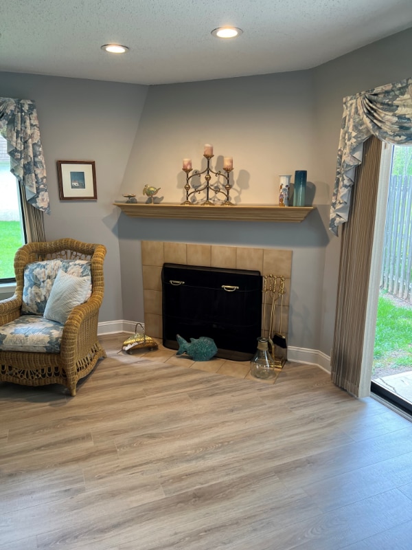 Photo - 19 Gate House Ln