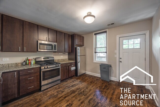 4849 N Seeley Ave Unit 2
