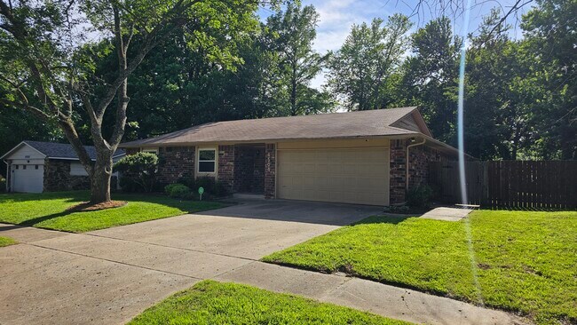 Photo - 4504 S Cypress Ave